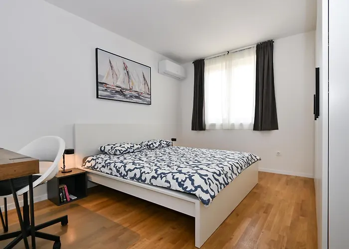 Sail Away Apartman *